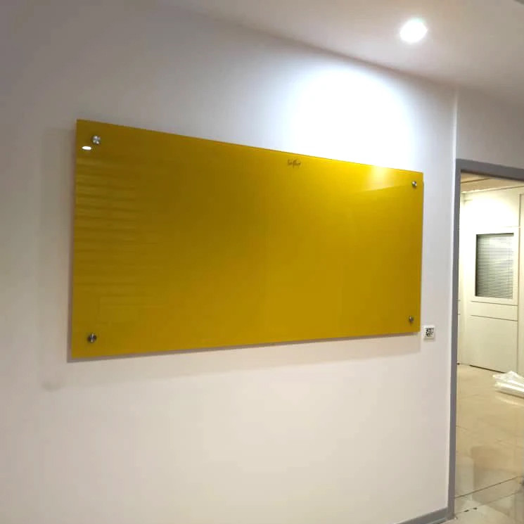 وایتبرد شیشهای عکسنگ مدل AXANG -15091 سایز 150x91 سانتیمتر