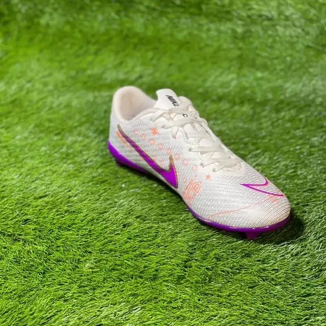 کفش فوتبال مردانه مدل استوک دار 001