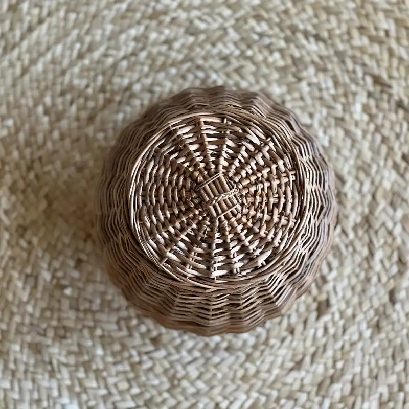 سبد حصیری مدل مروار طرح خمره دردار