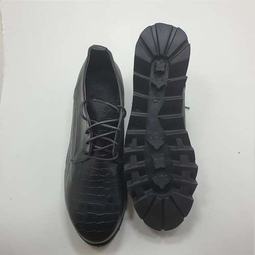 کفش روزمره زنانه کد 9011 کفش روزمره زنانه کد 9011