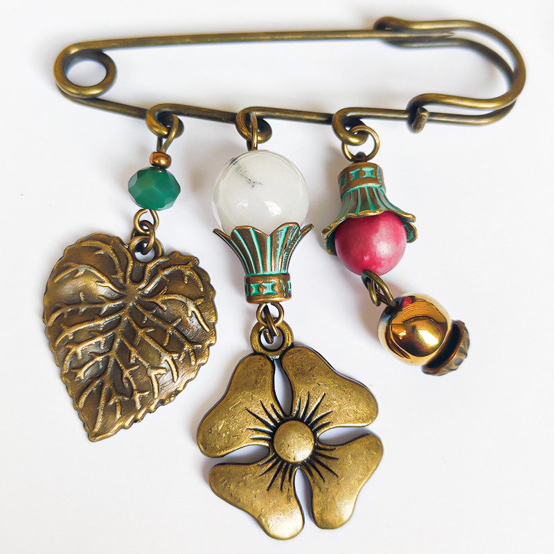 سنجاق سینه زنانه مدل ترکیه سنجاق سینه زنانه مدل ترکیه