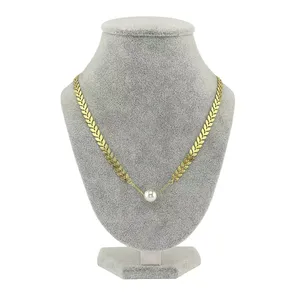 گردنبند زنانه مدل برگی و تک مروارید