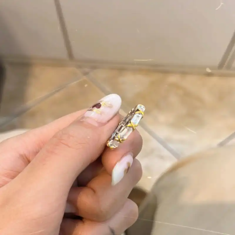 انگشتر نقره زنانه مدل شیشه ای