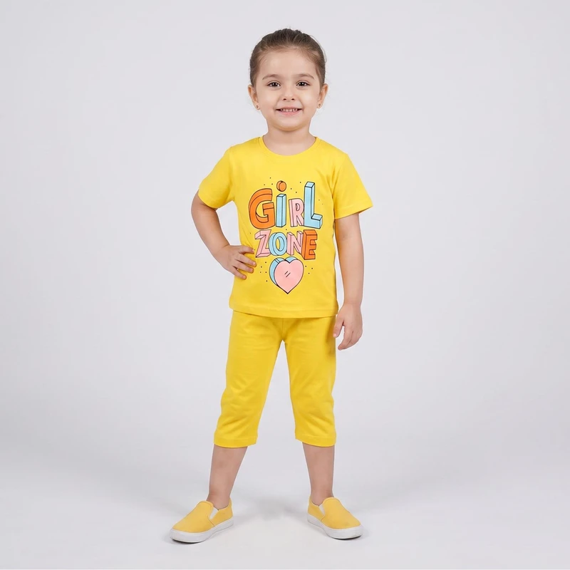 ست تی‌شرت آستین کوتاه و شلوارک راحتی دخترانه طرح Girl کد A-1176