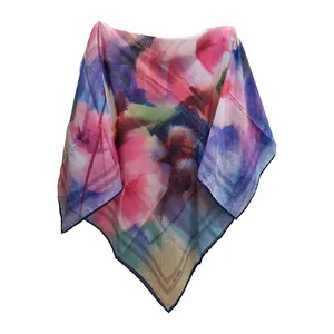 روسری زنانه آسلابل مدل ابر و بادی