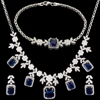 نیم ست طلا 18 عیار زنانه طلای مستجابی مدل پیوه ژن مربع K27 b کد 123 