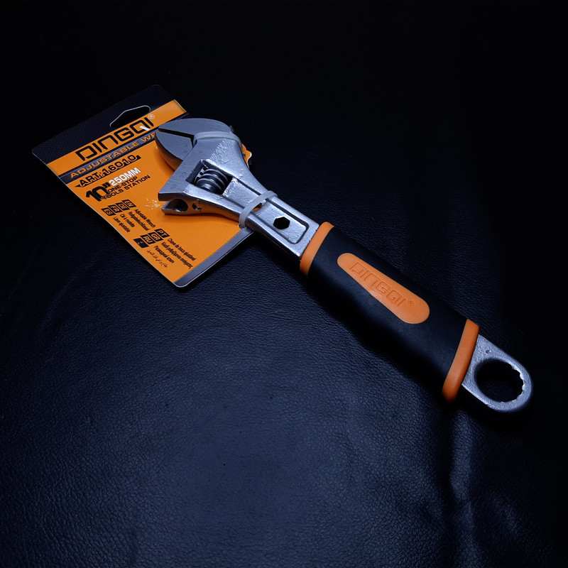 آچار فرانسه دینگشی مدل KM-010 سایز 10 اینچ آچار فرانسه دینگشی مدل KM-010 سایز 10 اینچ