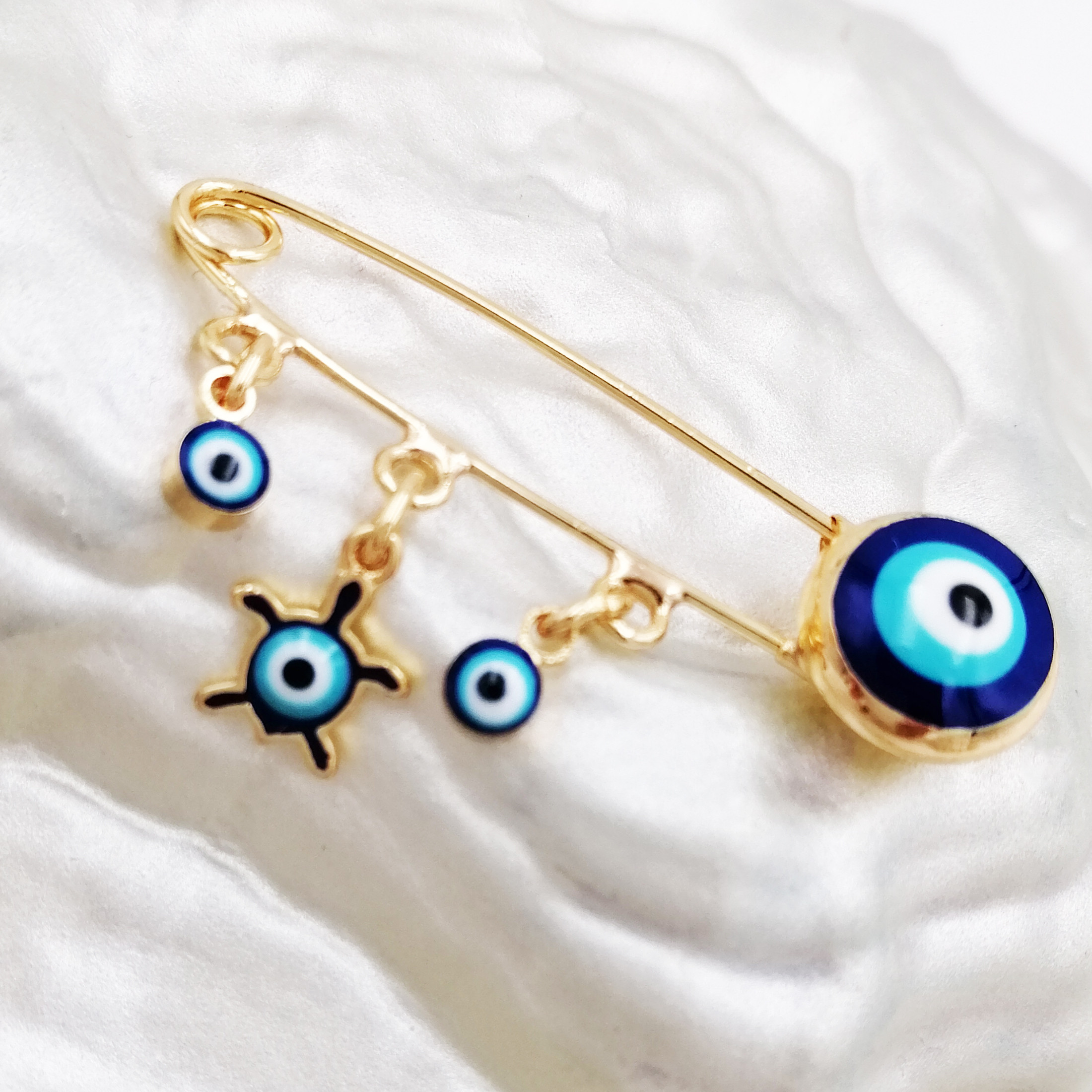 سنجاق سینه دخترانه وای اس ایکس مدل چشم نظر کد ja320 سنجاق سینه دخترانه وای اس ایکس مدل چشم نظر کد ja320