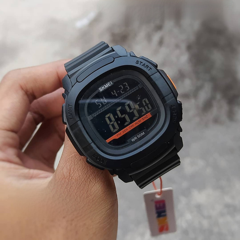 ساعت مچی دیجیتال اسکمی مدل ضدآب استخری بند پیو