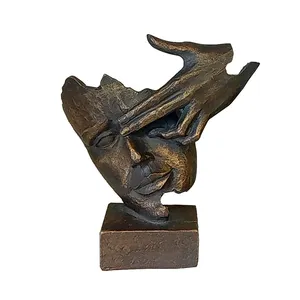 مجسمه طرح رخ مدل Ogips کد 02