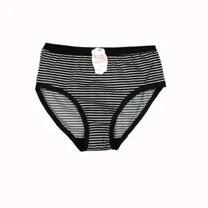 شورت زنانه مدل زبرا 04