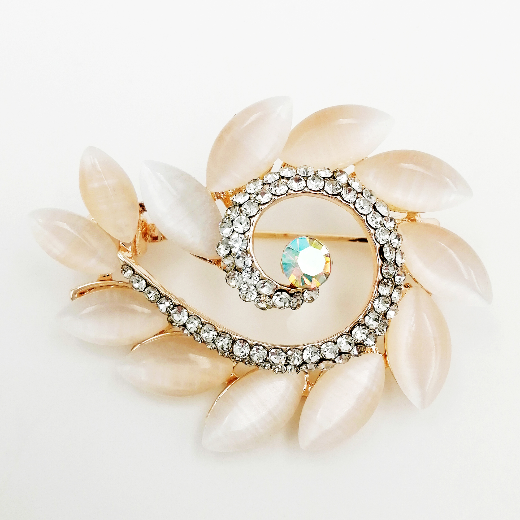 گل سینه زنانه کد ja270