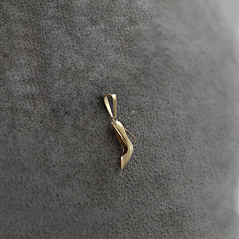 آویز گردنبند طلا 18 عیار زنانه الی گالری طرح کفش