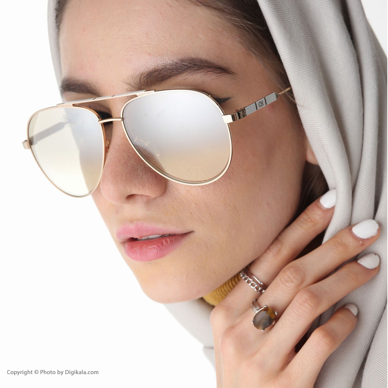 عینک آفتابی کارولینا هررا مدل SHE150 300G -  - 8