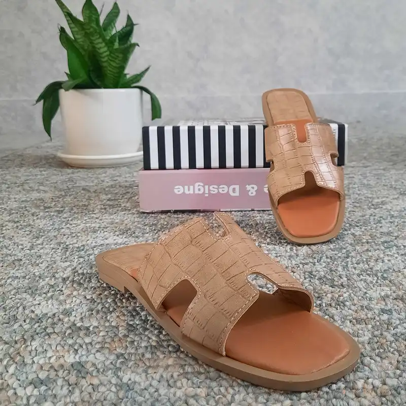 صندل زنانه نیکتا مدل  CR.2738