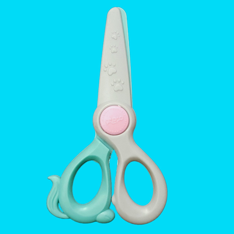 قیچی مدل ایمن بدون تیغه کد FORM-110-357