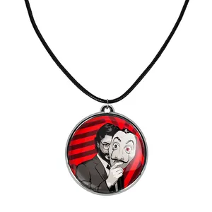 گردنبند خندالو مدل پروفسور سریال Money Heist کد 32383234