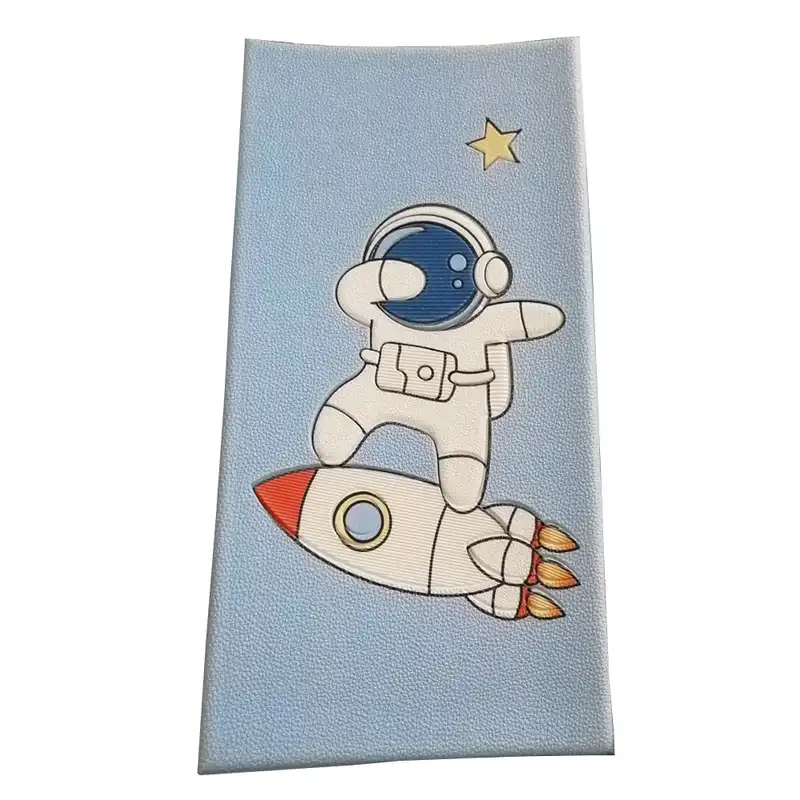 دیوارپوش مدل کودکانه طرح فضانورد بسته 4 عددی