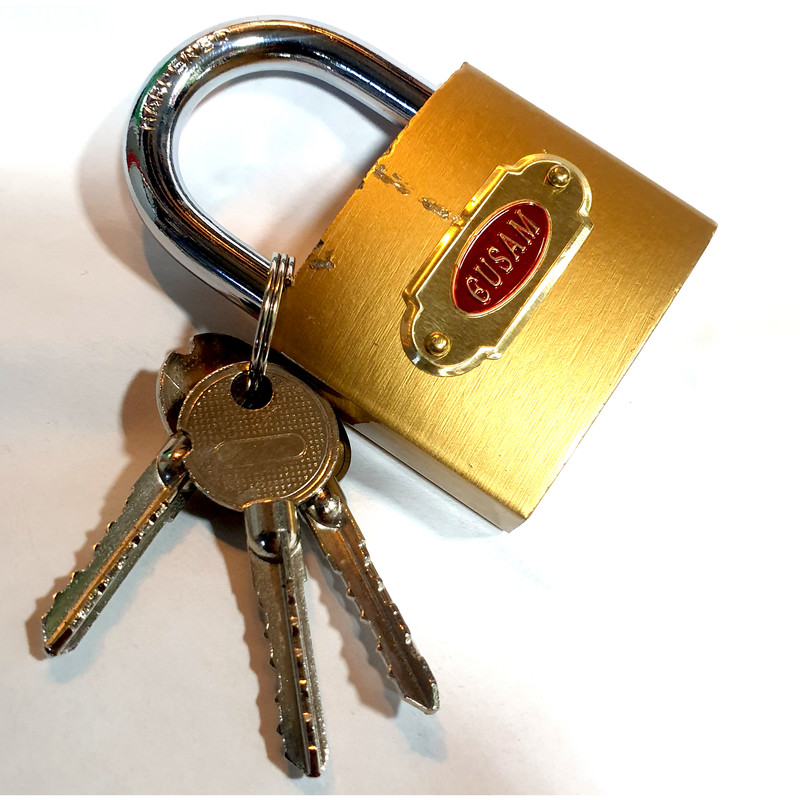 قفل آویز ایوسام مدل 50MM