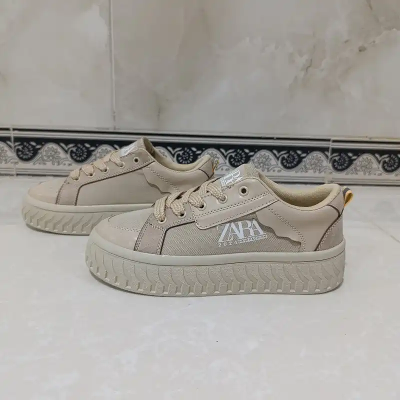 کفش روزمره زنانه مدل خانه کد 02