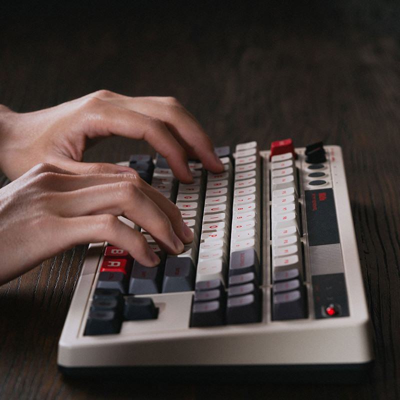 کیبورد مخصوص بازی ایت بیت دو مدل 8Bitdo Retro