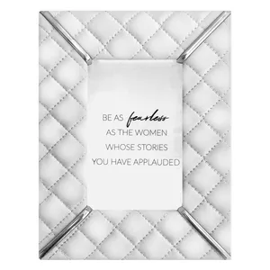 قاب عکس مدل چرمی چستر کلاسیک