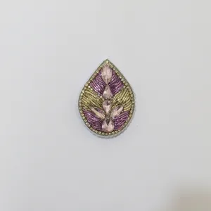 گل سینه زنانه طرح اشک 