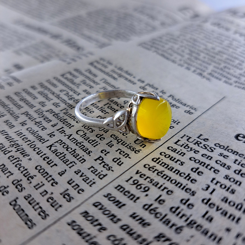 انگشتر نقره زنانه ملک زیور مدل عقیق شرف شمس طرح نیلوفر انگشتر نقره زنانه ملک زیور مدل عقیق شرف شمس طرح نیلوفر