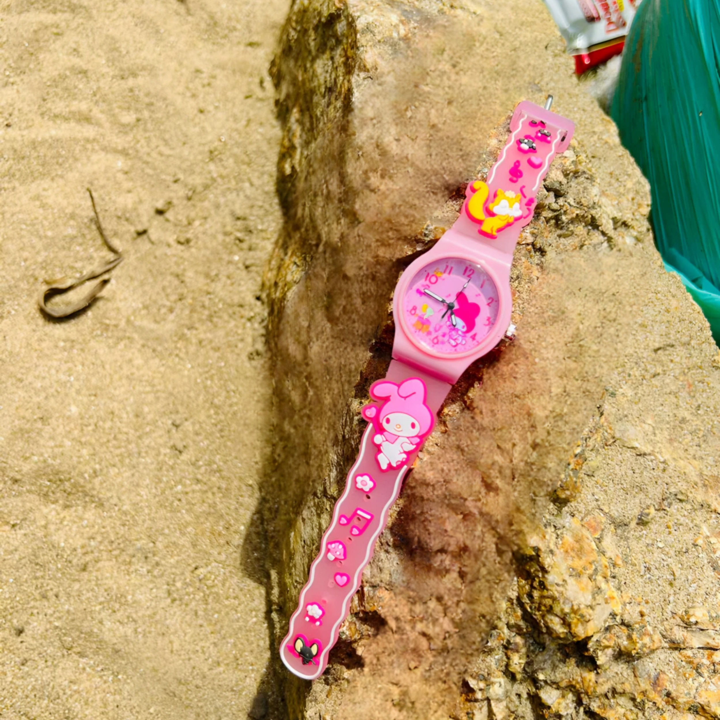 ساعت مچی عقربه ای مدل بند سیلیکون آنتی آلرژی طرح بانی ساعت مچی عقربه ای مدل بند سیلیکون آنتی آلرژی طرح بانی