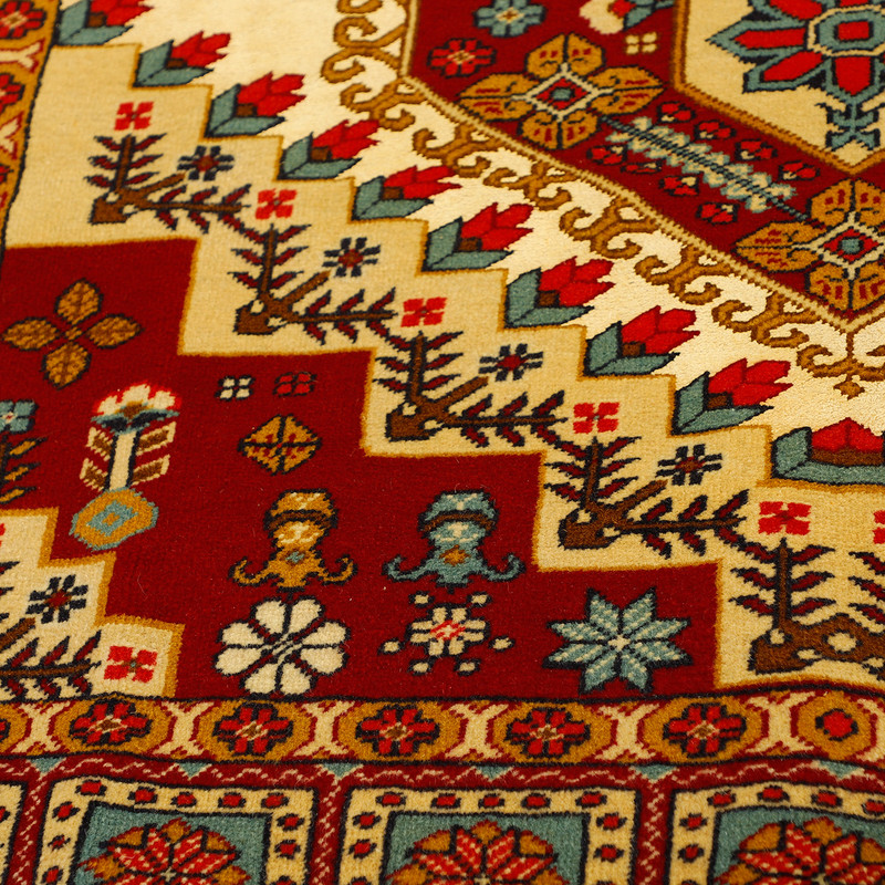 فرش دستبافت دو و نیم متری مدل گنبد گل ابریشم چله ابریشم کد 598340