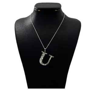 گردنبند نقره زنانه دلی جم طرح U  کد D 683