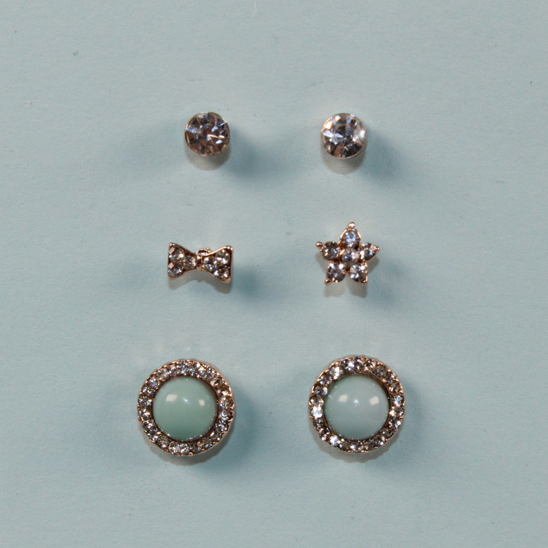 گوشواره زنانه مدل آریا میخی کد 30 مجموعه سه عددی