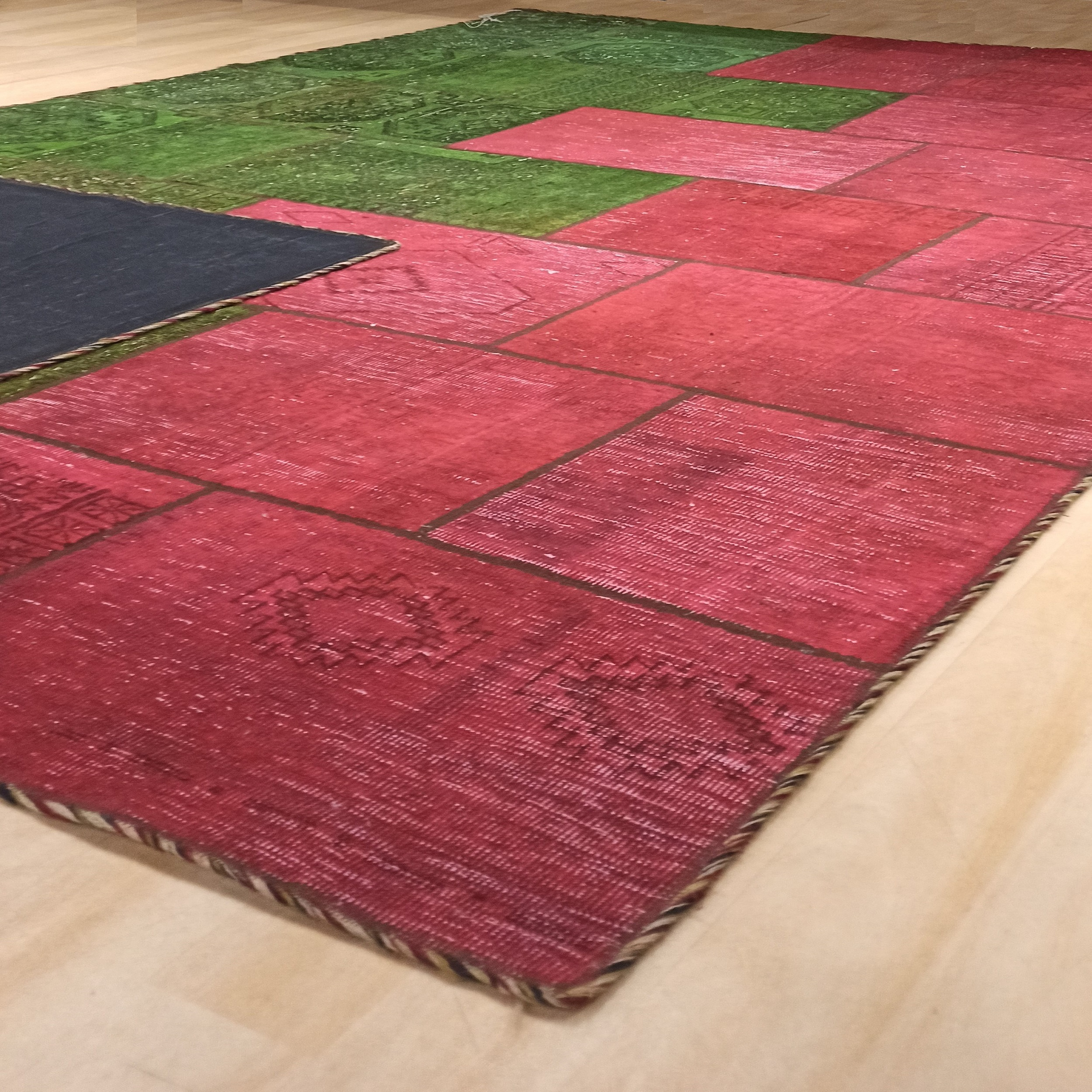 کلاژ فرش دستباف شش متری کد 503