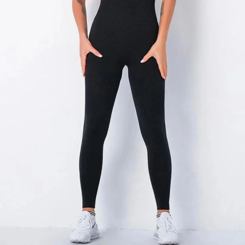 عکس شماره 7 : لگینگ ورزشی زنانه مدل کمر گنی سیملس