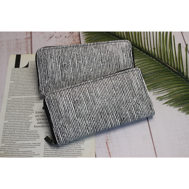 کیف پول زنانه مدل دلوار کد KZD-093