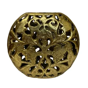 گلدان برنجی مدل برگ