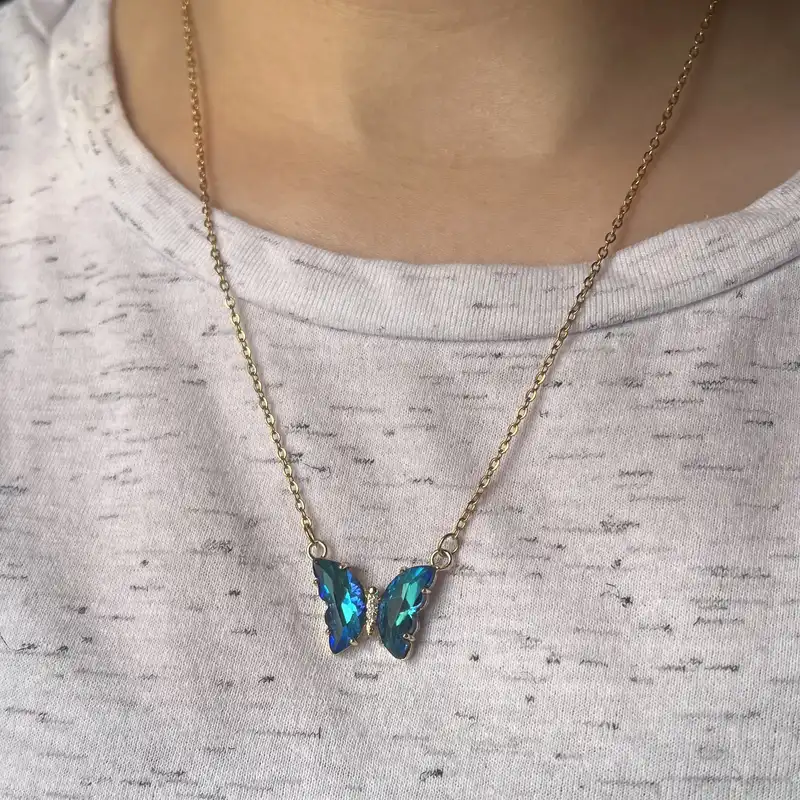 گردنبند زنانه مدل پروانه کریستالی کد 304