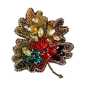 سنجاق سینه زنانه مدل برگ 