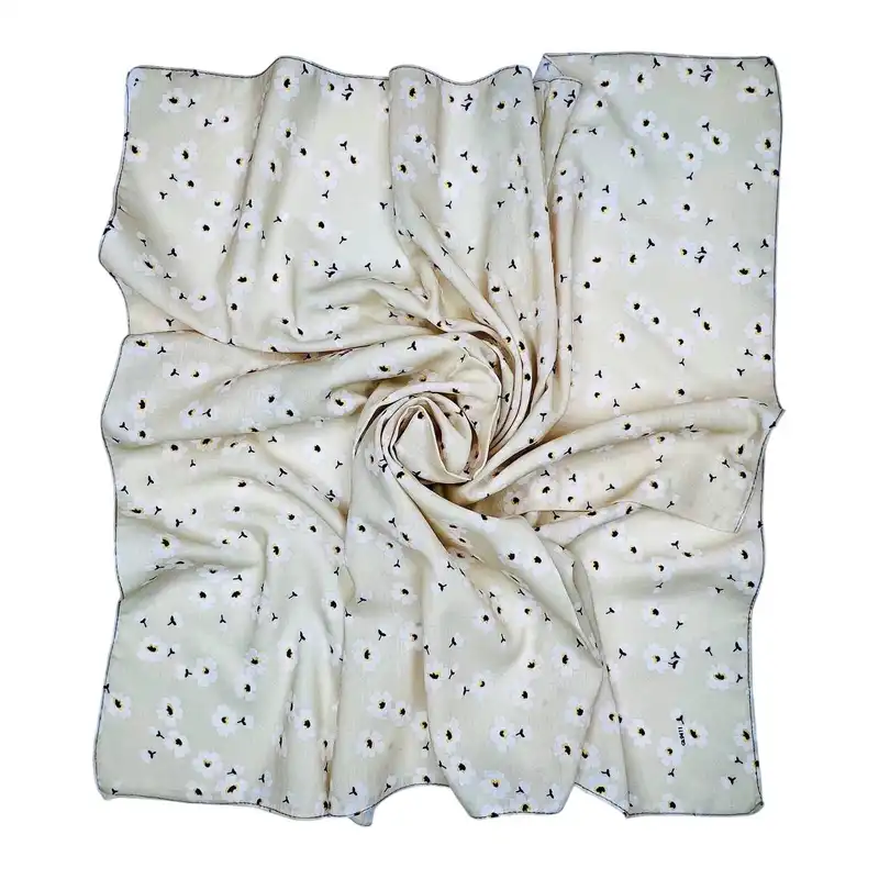 روسری زنانه مدل گل بهار کد R-12