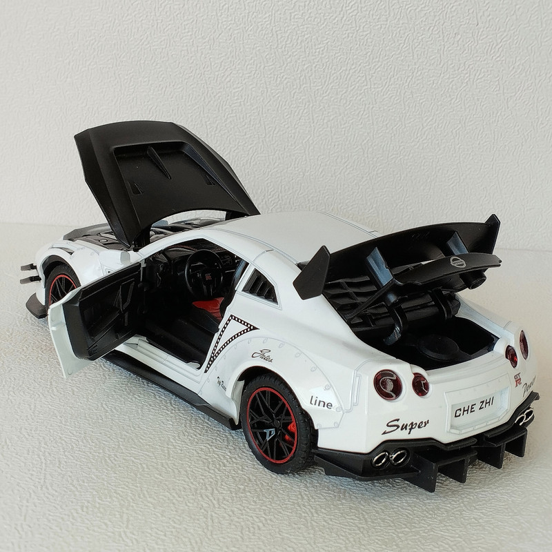 ماشین بازی چه ژی مدل GTR دودزا