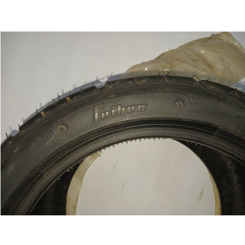 لاستیک موتورسیکلت جلو، عقب فیبن مدل 215/40-12 سایز 40 / 215 میلی‌متر تولید سال 1402 تعداد 1 حلقه