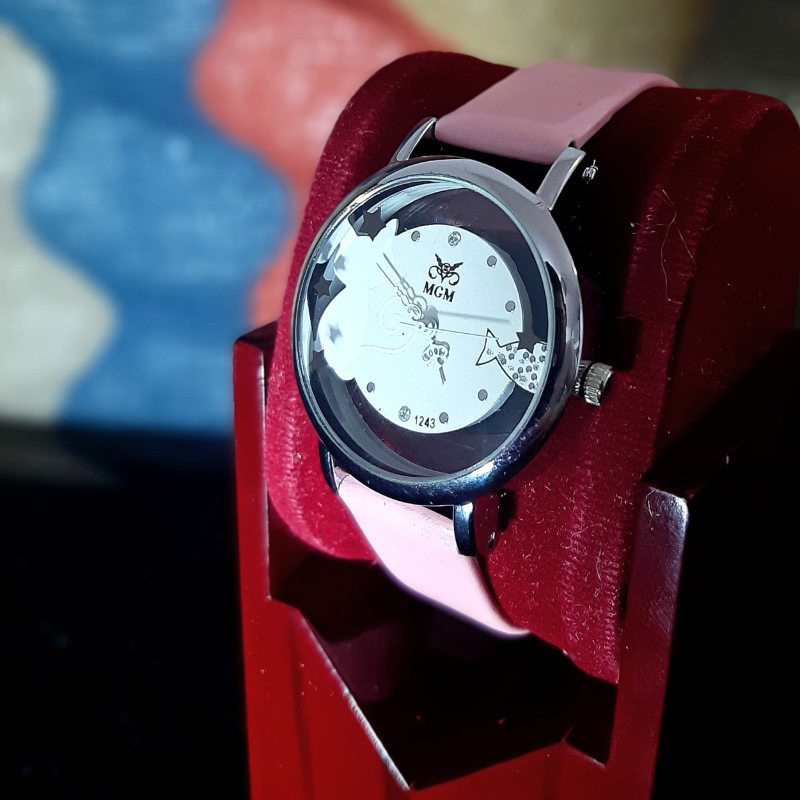 ساعت مچی عقربه ای دخترانه مدل MM01 ساعت مچی عقربه ای دخترانه مدل MM01