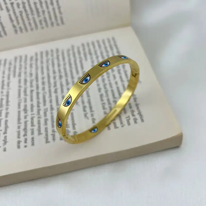 دستبند زنانه مدل  چشم B4478