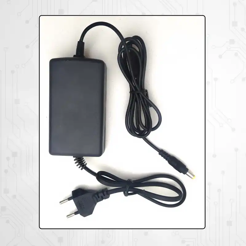 آدابتور برق دوربین مداربسته 12 ولت 5 آمپر مدل Hp1