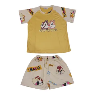 ست تی شرت آستین کوتاه و شلوارک زنانه مدل سنجاب