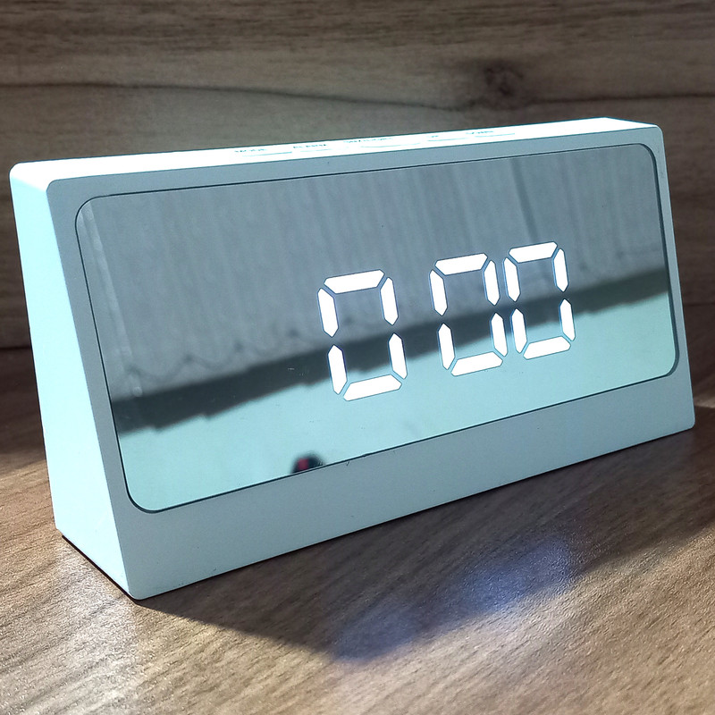 ساعت دیجیتال مدل DOL-2031