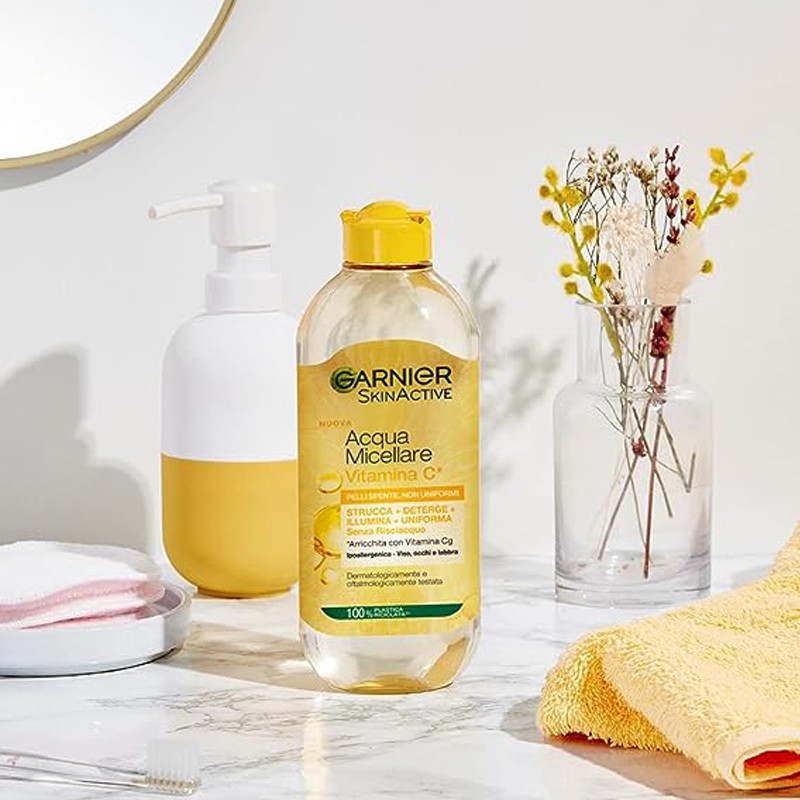 محلول پاک کننده آرایش صورت گارنیه مدل Skin Active Vitamin C حجم 400 میلی لیتر محلول پاک کننده آرایش صورت گارنیه مدل Skin Active Vitamin C حجم 400 میلی لیتر