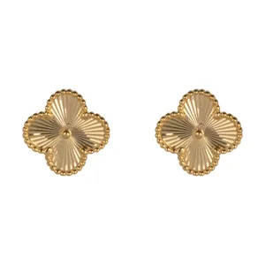 گوشواره طلا 18 عیار زنانه گالری روبی مدل 21100815