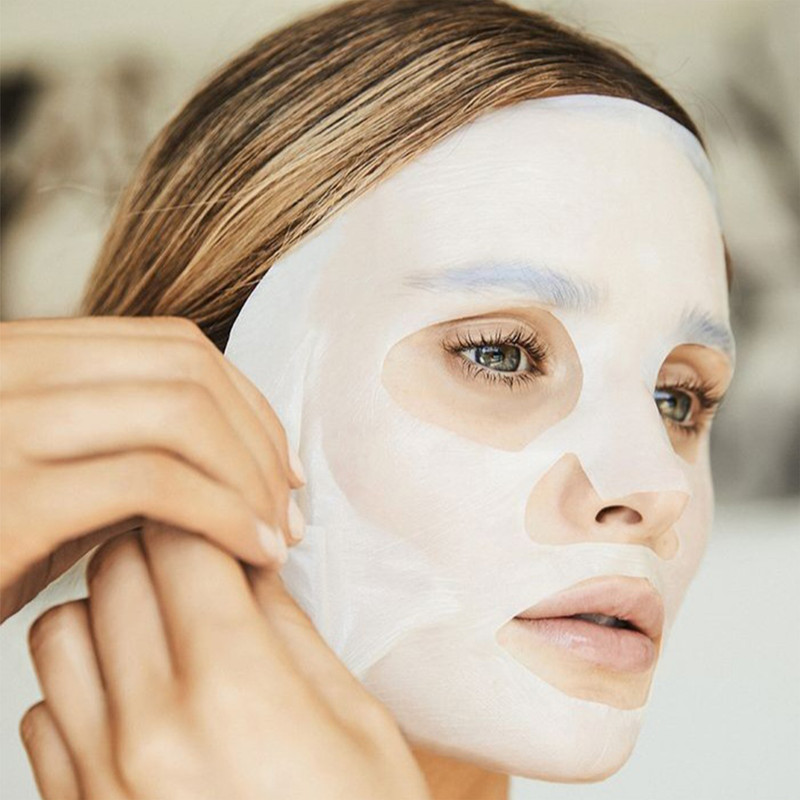 ماسک صورت آمستریس مدل میوه ای سری نرم کننده و درخشان کننده وزن 25 گرم بسته 3 عددی
