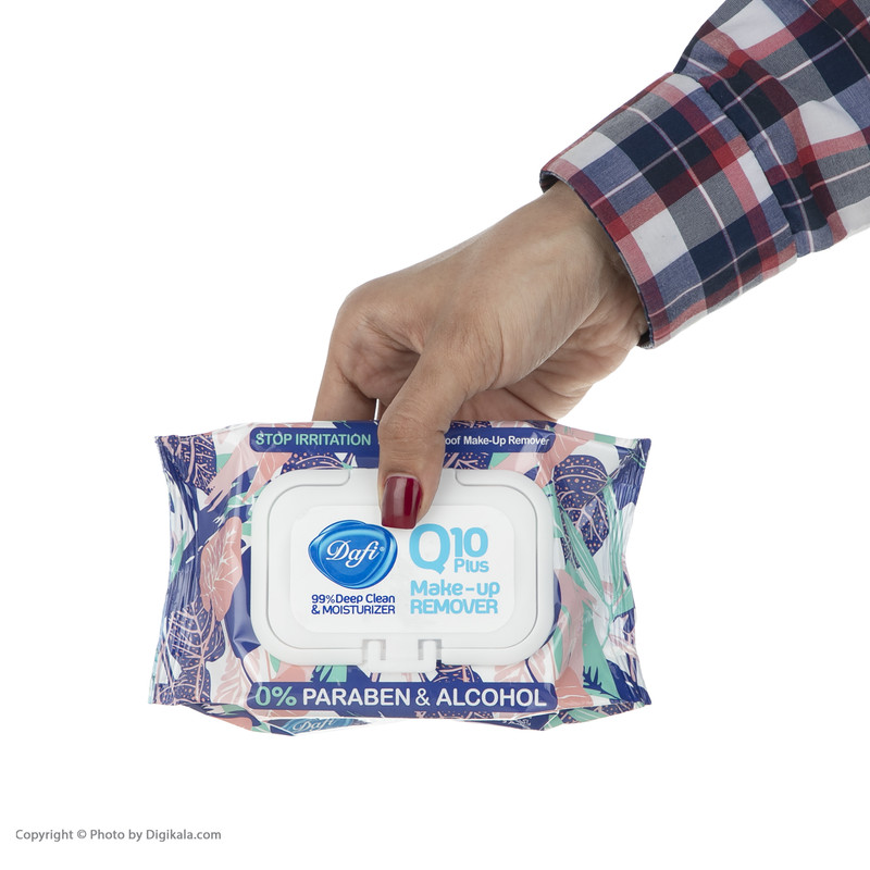 دستمال مرطوب دافی مدل Q10 بسته 50 عددی